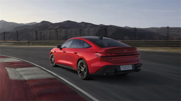 全新上汽奥迪A5L Sportback正式上市，限时臻享价25.99万元起